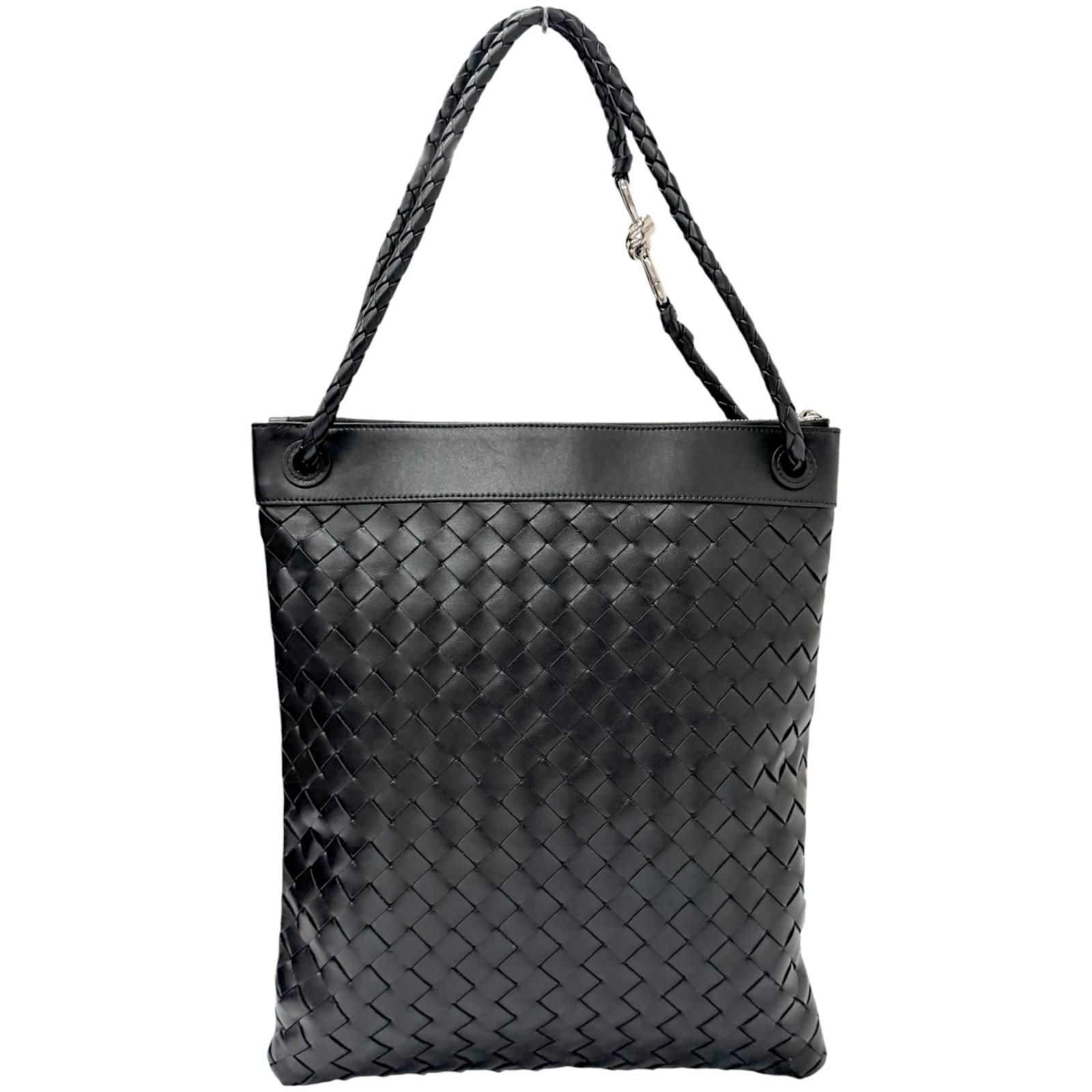 Bottega Veneta Andiamo Leather Intrecciato Messenger Flat Shoulder — view 3