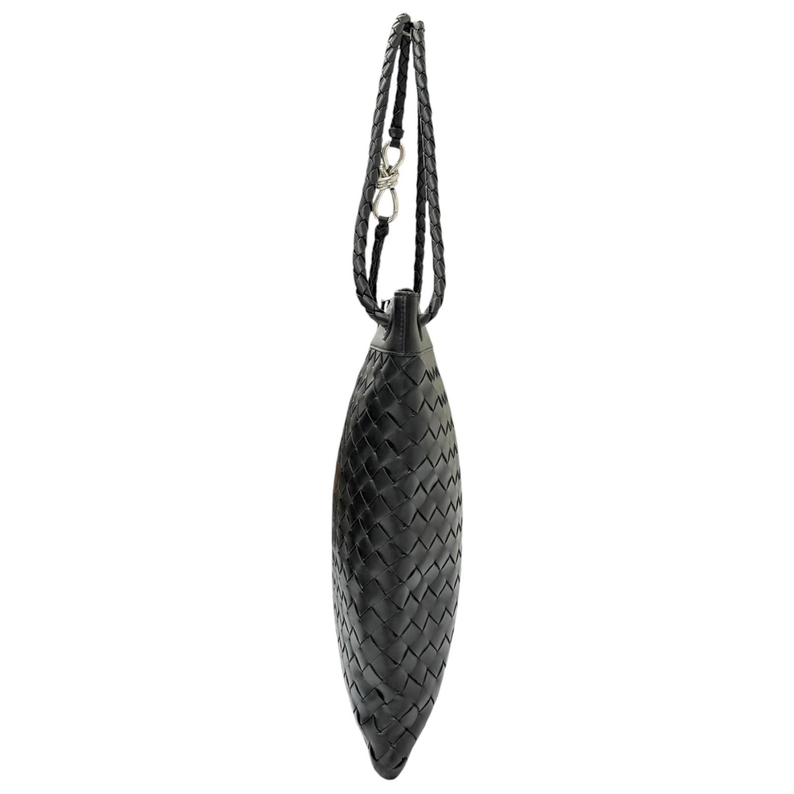 Bottega Veneta Andiamo Leather Intrecciato Messenger Flat Shoulder — view 4