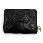 Louis Vuitton Coussin Portefeuille Lou Lambskin Monogram Compact Wallet Black — view 3
