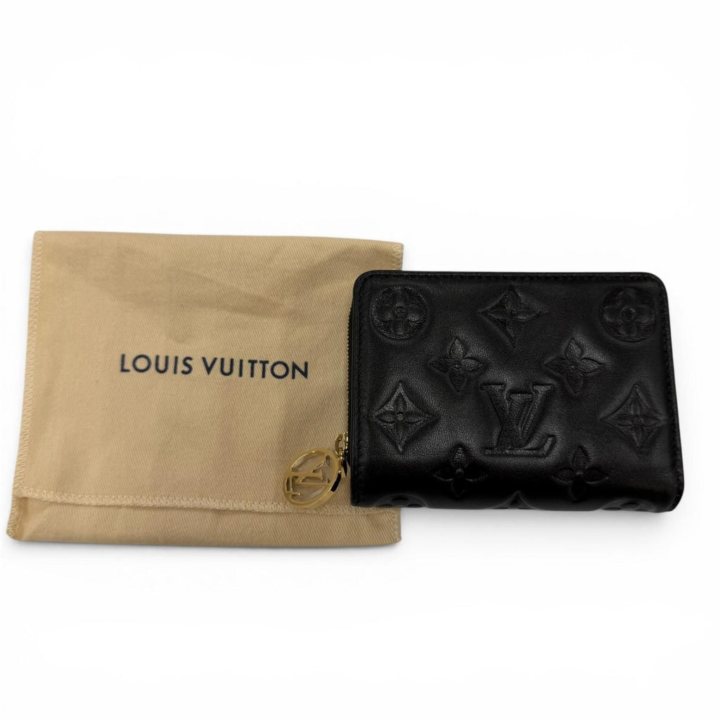 Louis Vuitton Coussin Portefeuille Lou Lambskin Monogram Compact Wallet Black — view 2