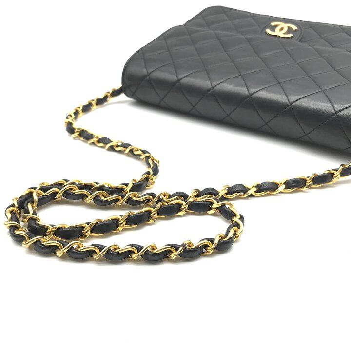 Chanel Shoulder Bag Chain Vintage Quilted CC Logo Black — view 6