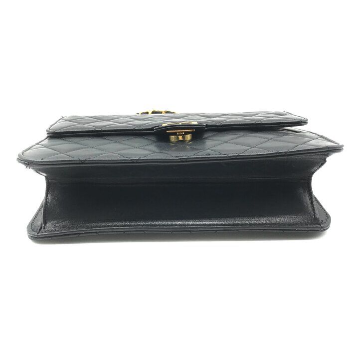 Chanel Shoulder Bag Chain Vintage Quilted CC Logo Black — view 3