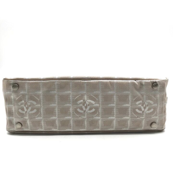 Chanel Handbag Shoulder Vintage CC Logo Beige — view 4