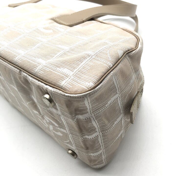 Chanel Handbag Shoulder Vintage CC Logo Beige — view 5