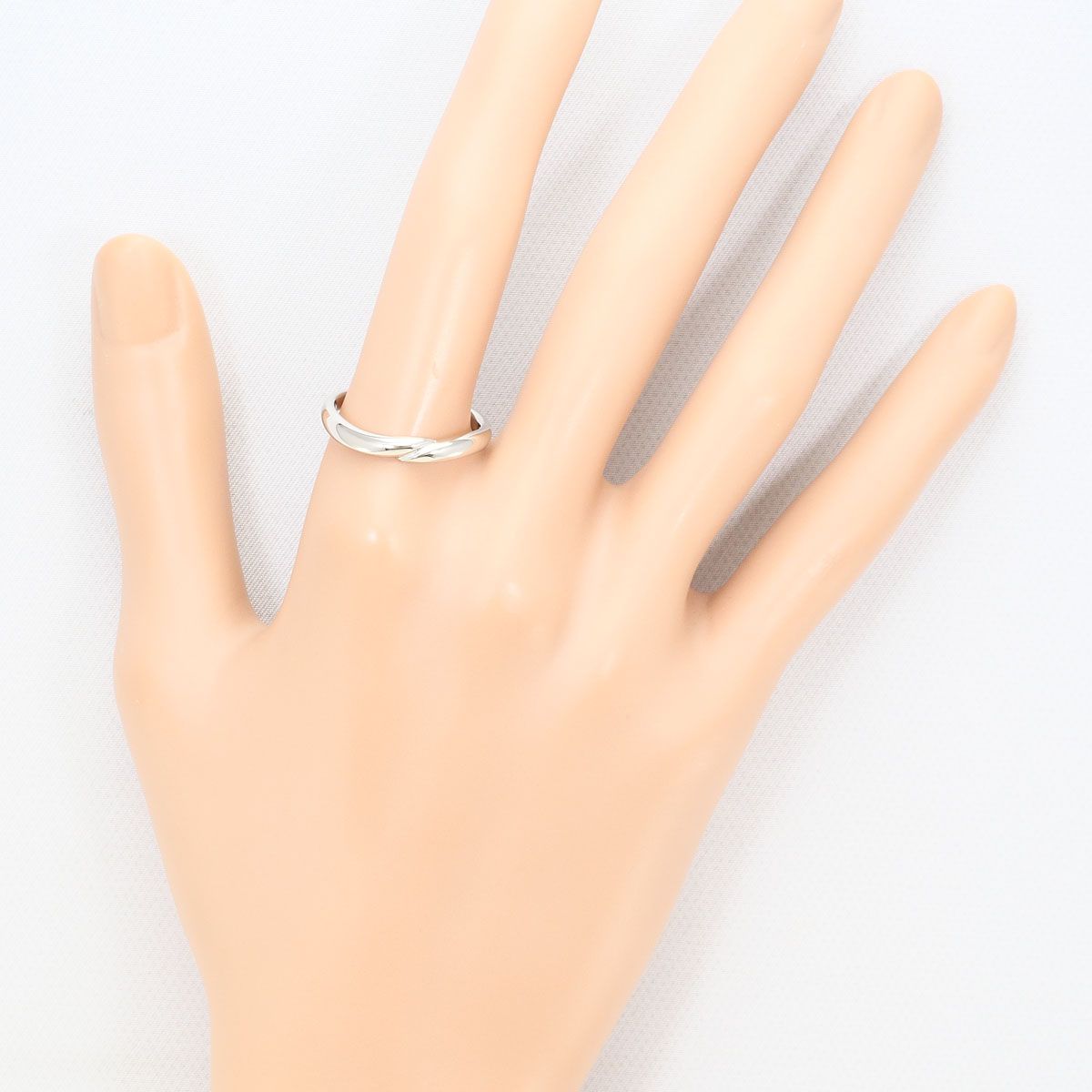 Celine Platinum Ring Diamond Ct Ruby Gross Weight — view 6