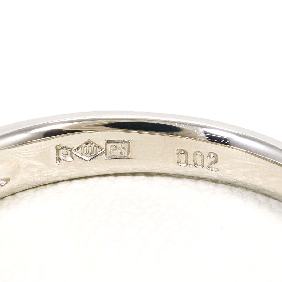 Celine Platinum Ring Ruby Ct Gross Weight — view 5