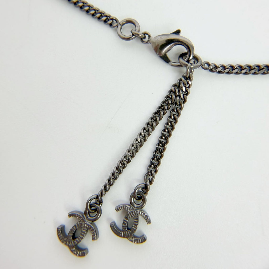Chanel CC Logo Necklace Plated Rhinestone Silver Vintage — view 4
