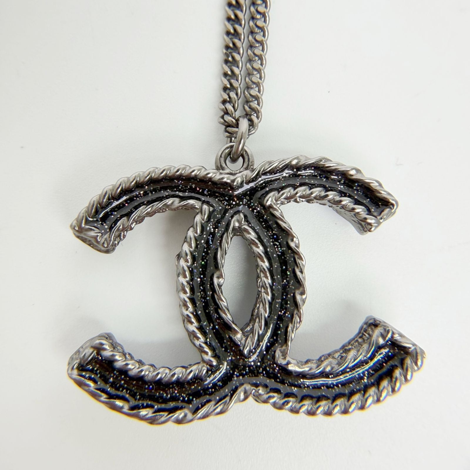 Chanel CC Logo Necklace Plated Rhinestone Silver Vintage — view 5