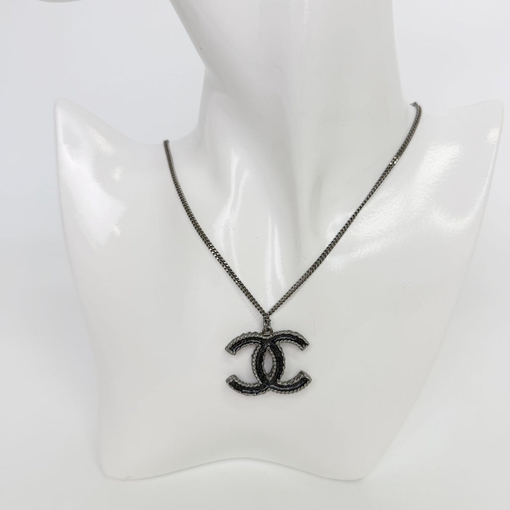Chanel CC Logo Necklace Plated Rhinestone Silver Vintage — view 2