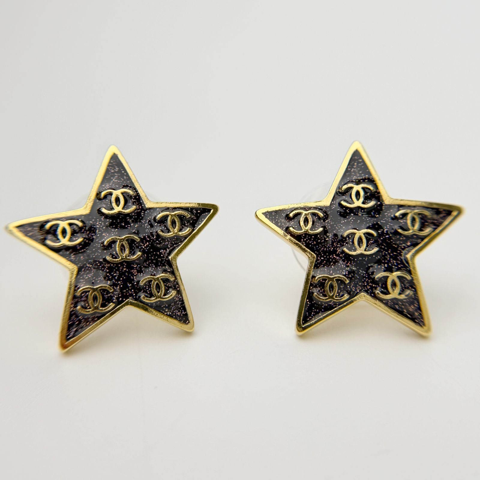 Chanel Star CC Logo Earrings Plated Gold Black Vintage — view 3