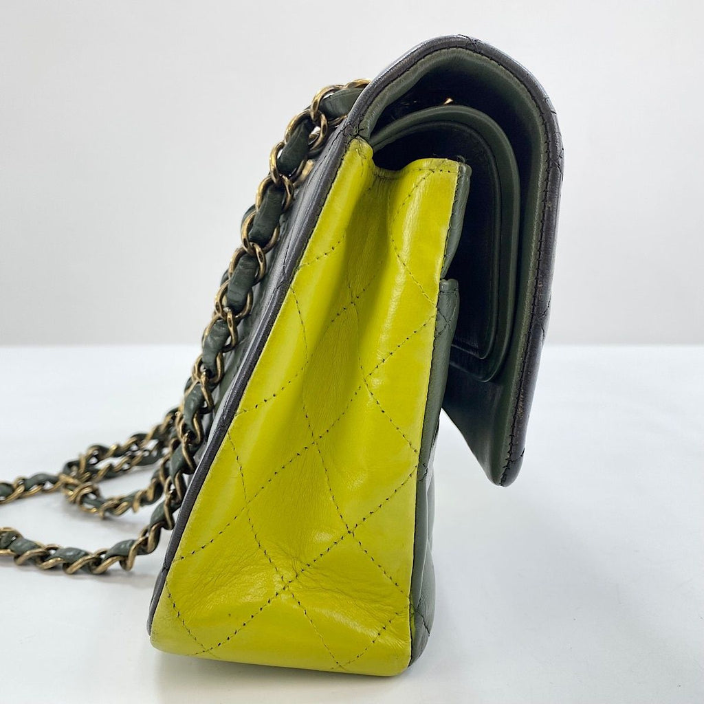 Chanel Shoulder Bag Quilted 25 — view 6