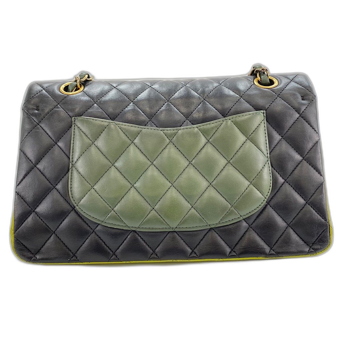 Chanel Shoulder Bag Quilted 25 — view 3