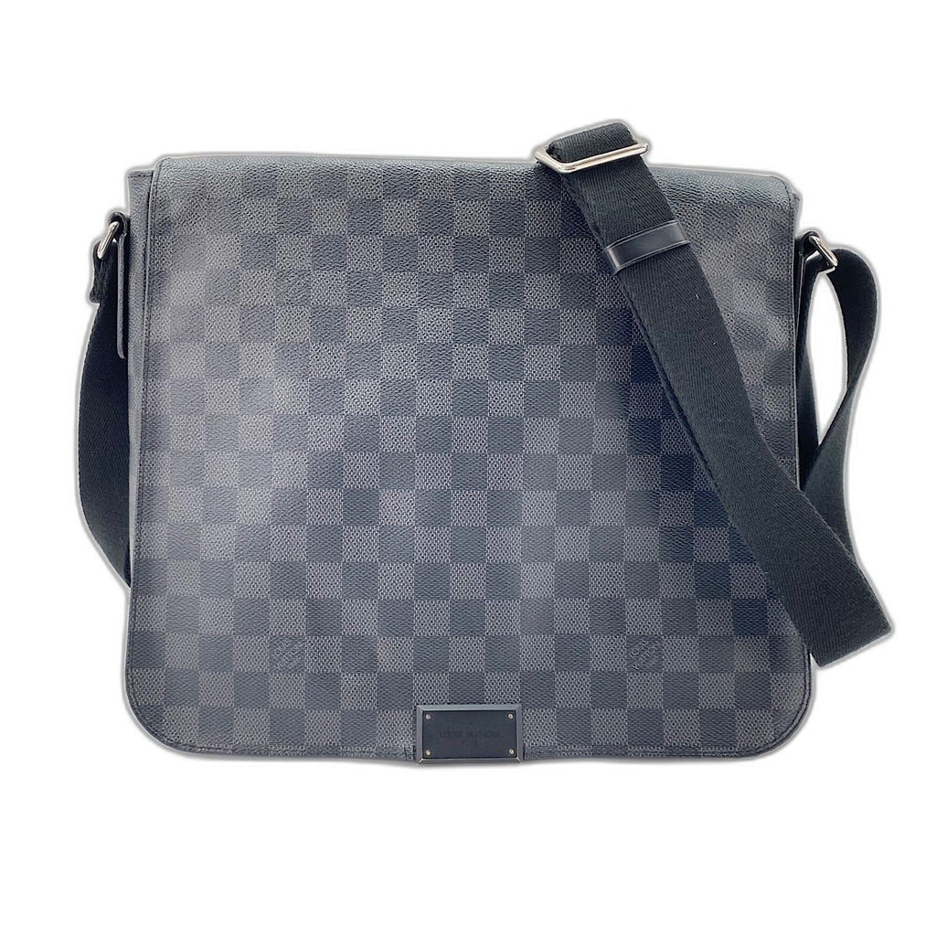 Louis Vuitton Shoulder Bag District MM