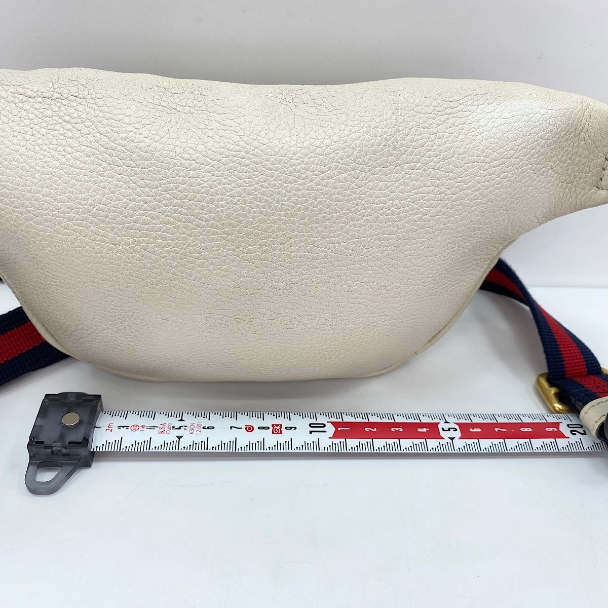 Gucci Belt Bag White — view 4