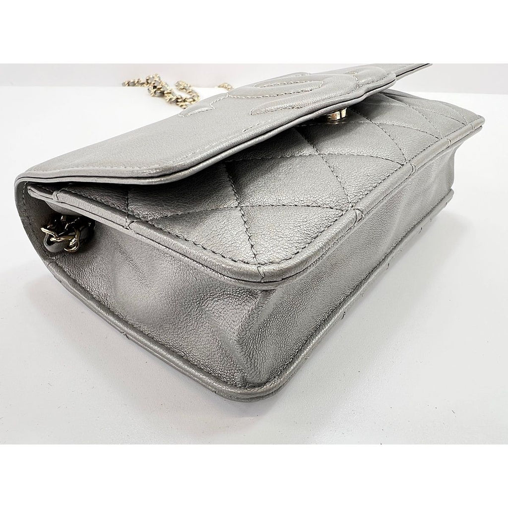 Chanel Shoulder Bag Quilted — view 6
