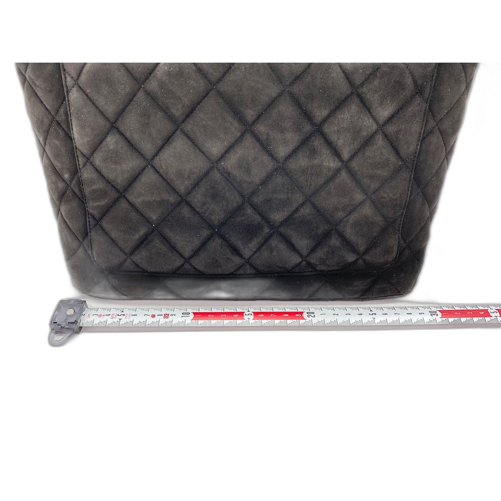 Chanel Handbag Reissue Tote — view 3