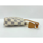 Louis Vuitton Handbag Pochette Soiree — view 4