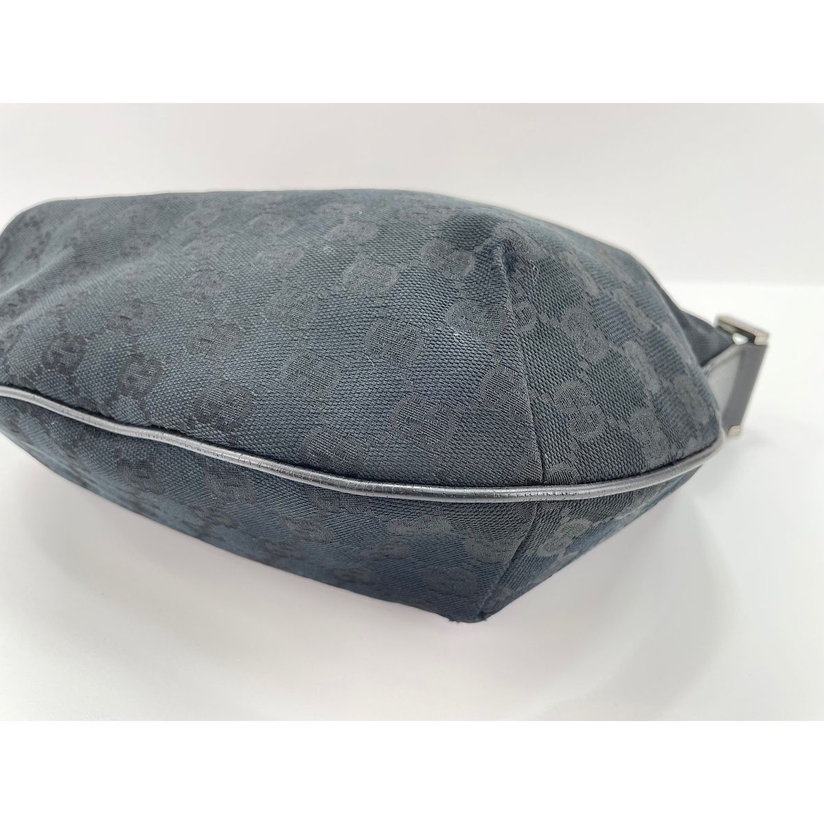Gucci Shoulder Bag Black — view 6