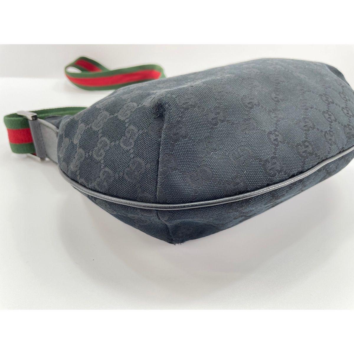 Gucci Shoulder Bag Black — view 7