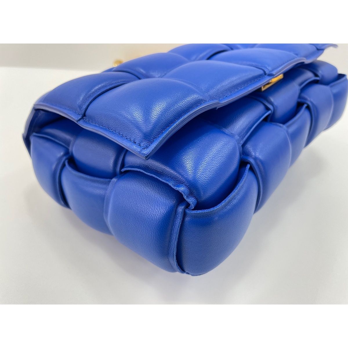 Bottega Veneta Shoulder Bag Cassette — view 8