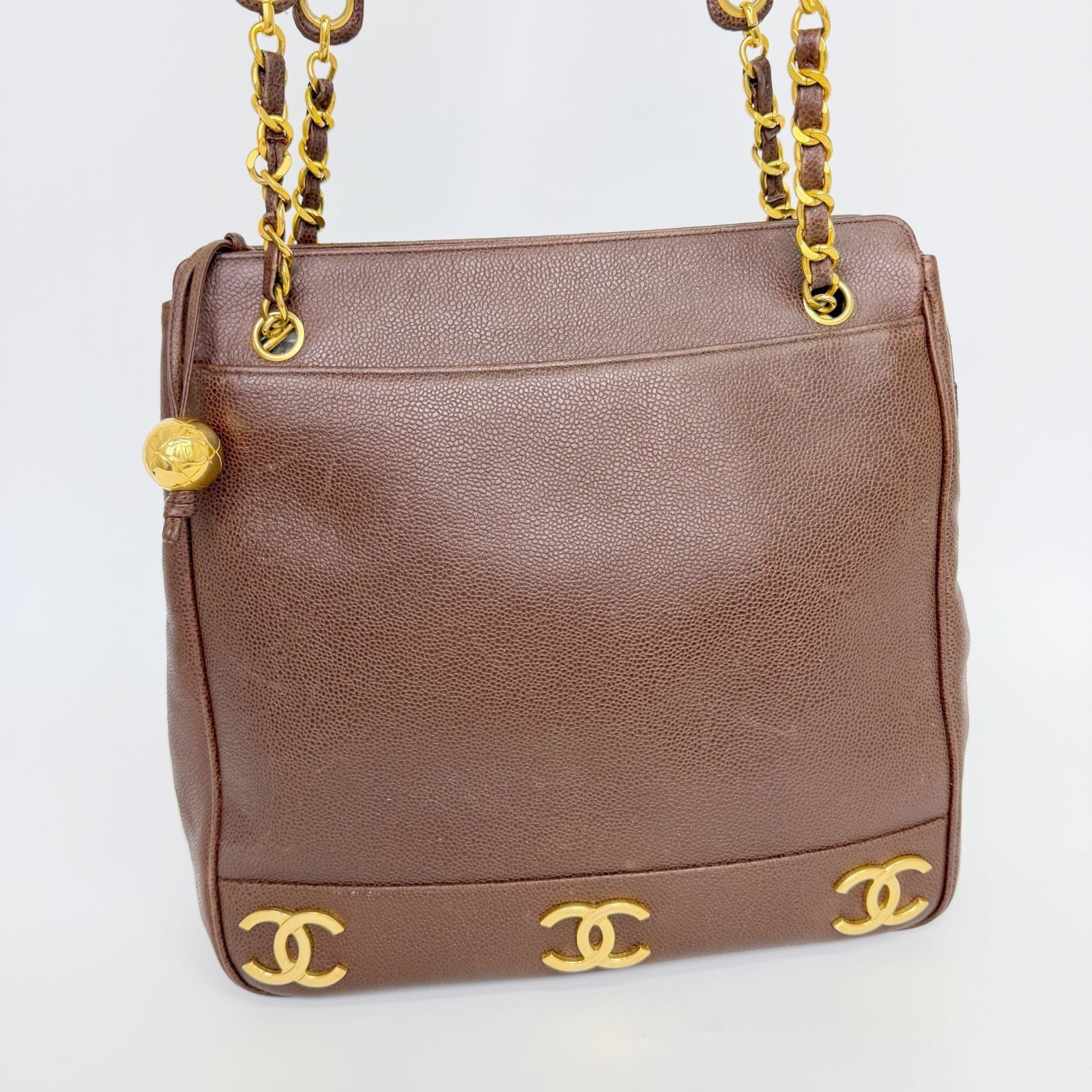 Chanel CC Logo Charm Chain Shoulder Bag Caviar Leather Brown Gold Vintage — view 3