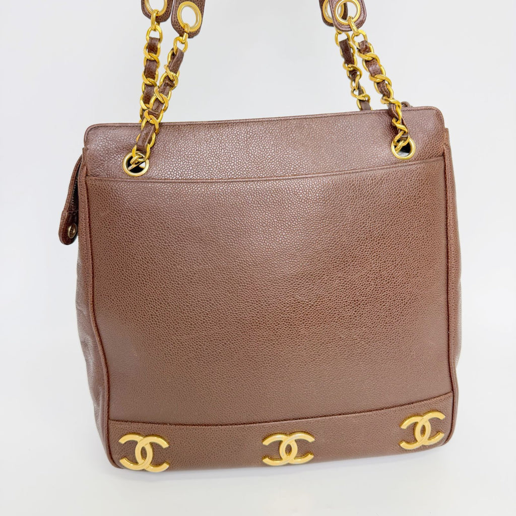 Chanel CC Logo Charm Chain Shoulder Bag Caviar Leather Brown Gold Vintage — view 4