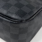 Louis Vuitton Daniel MM Shoulder Bag Damier Graphite Black — view 3