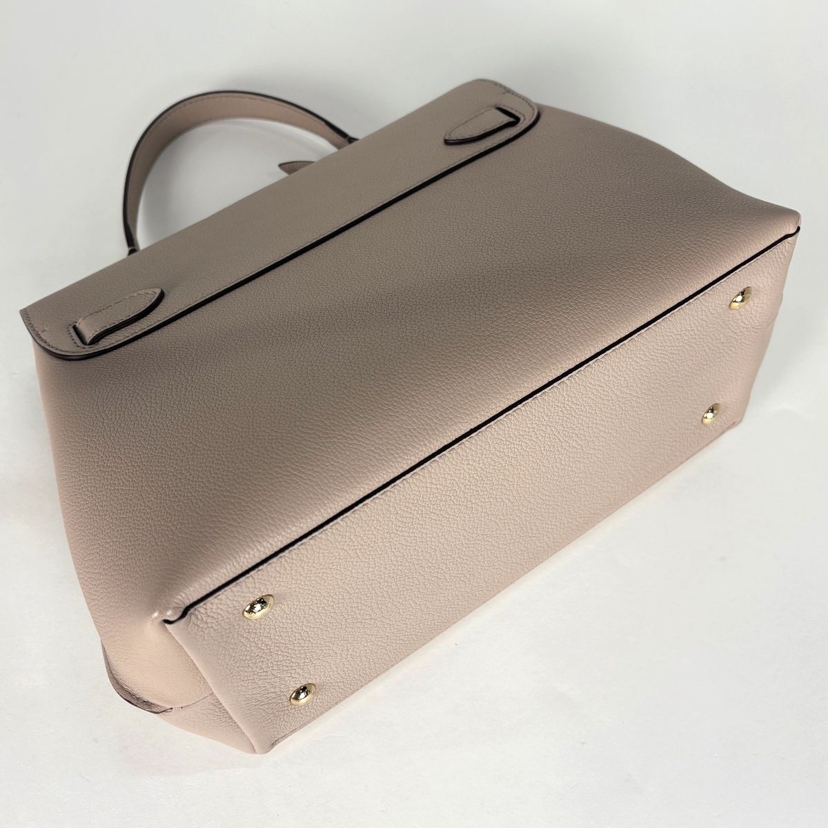 Louis Vuitton Lockme Ever 2-Way Shoulder Bag Leather Gray — view 2
