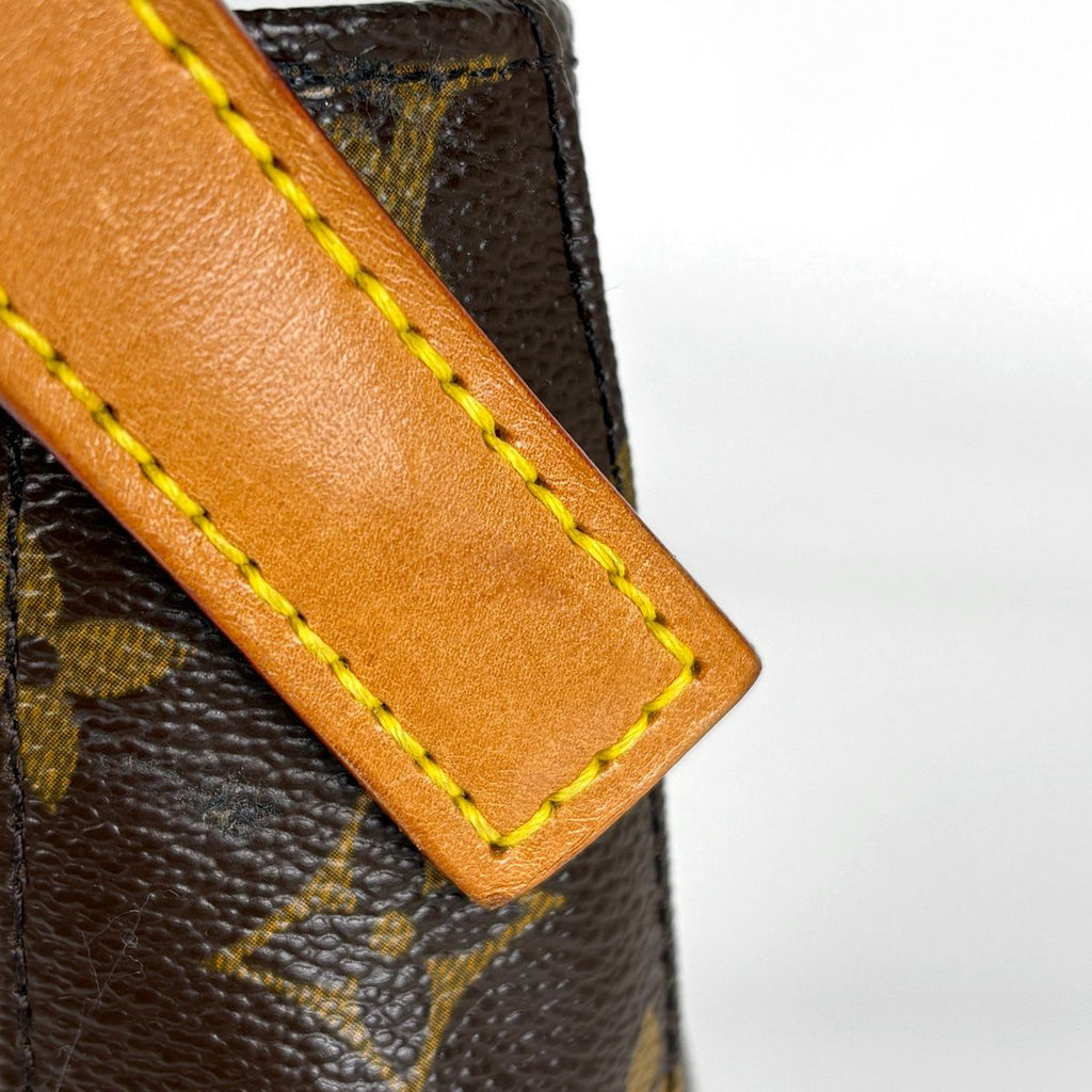 Louis Vuitton Looping GM Shoulder Bag Monogram Brown — view 4