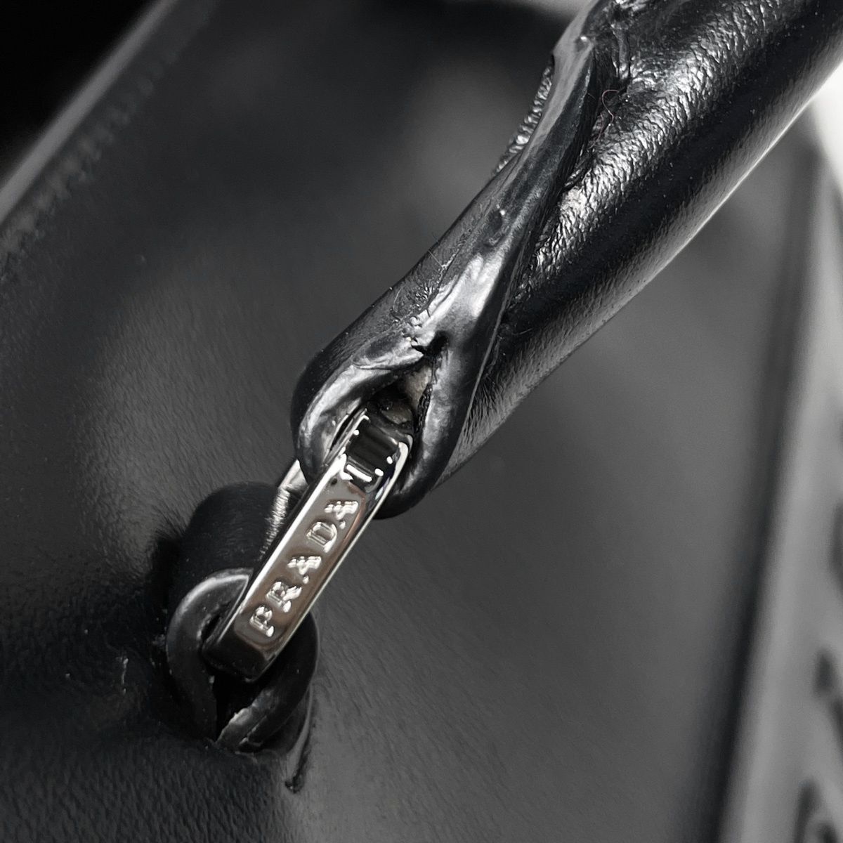 Prada Tote 2-Way Leather Nero — view 4