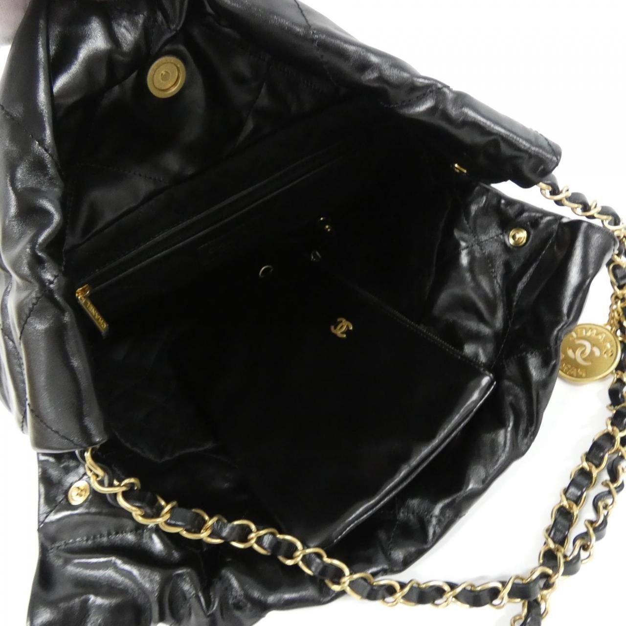 Chanel 22 Line Small Shoulder — view 5