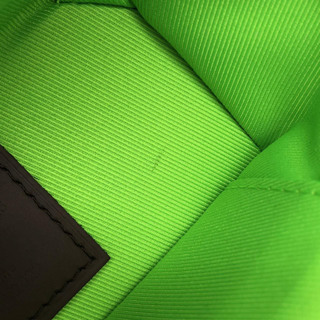 Louis Vuitton Monogram Vertical Box Trunk — view 9