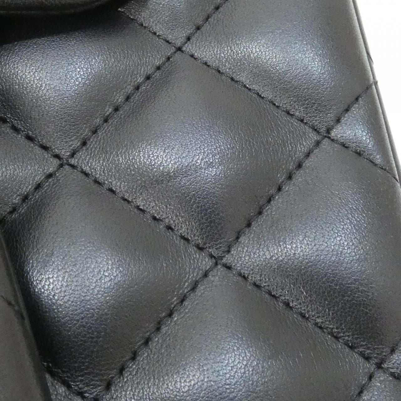 Chanel Shoulder Bag Black — view 4