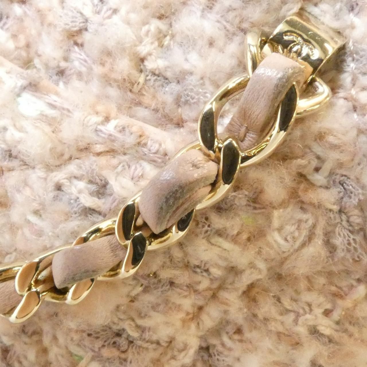 Chanel Chain Clutch Pink — view 7