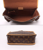 Louis Vuitton Shoulder Bag Crossbody Messenger Bossfort PM Monogram — view 3