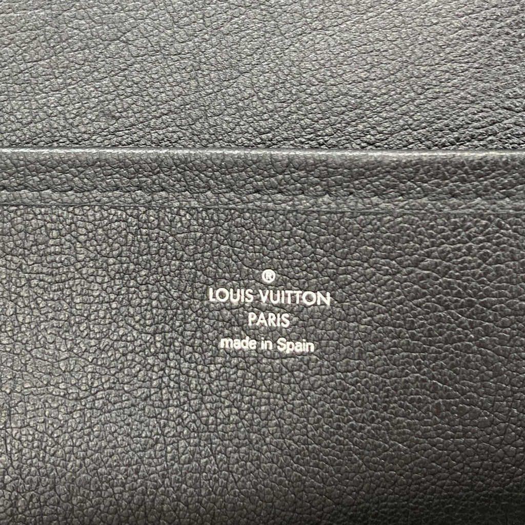 Louis Vuitton Cabas Voyage Tote Taurillon — view 6