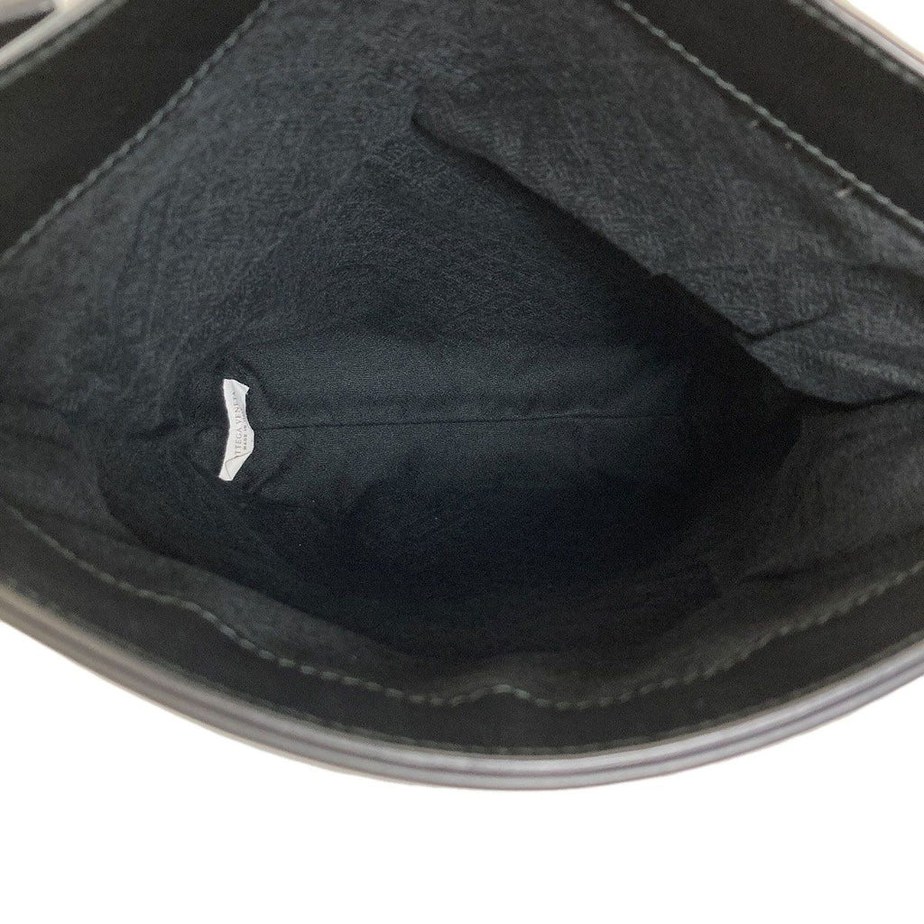 Bottega Veneta Logo Shoulder Bag Leather — view 5