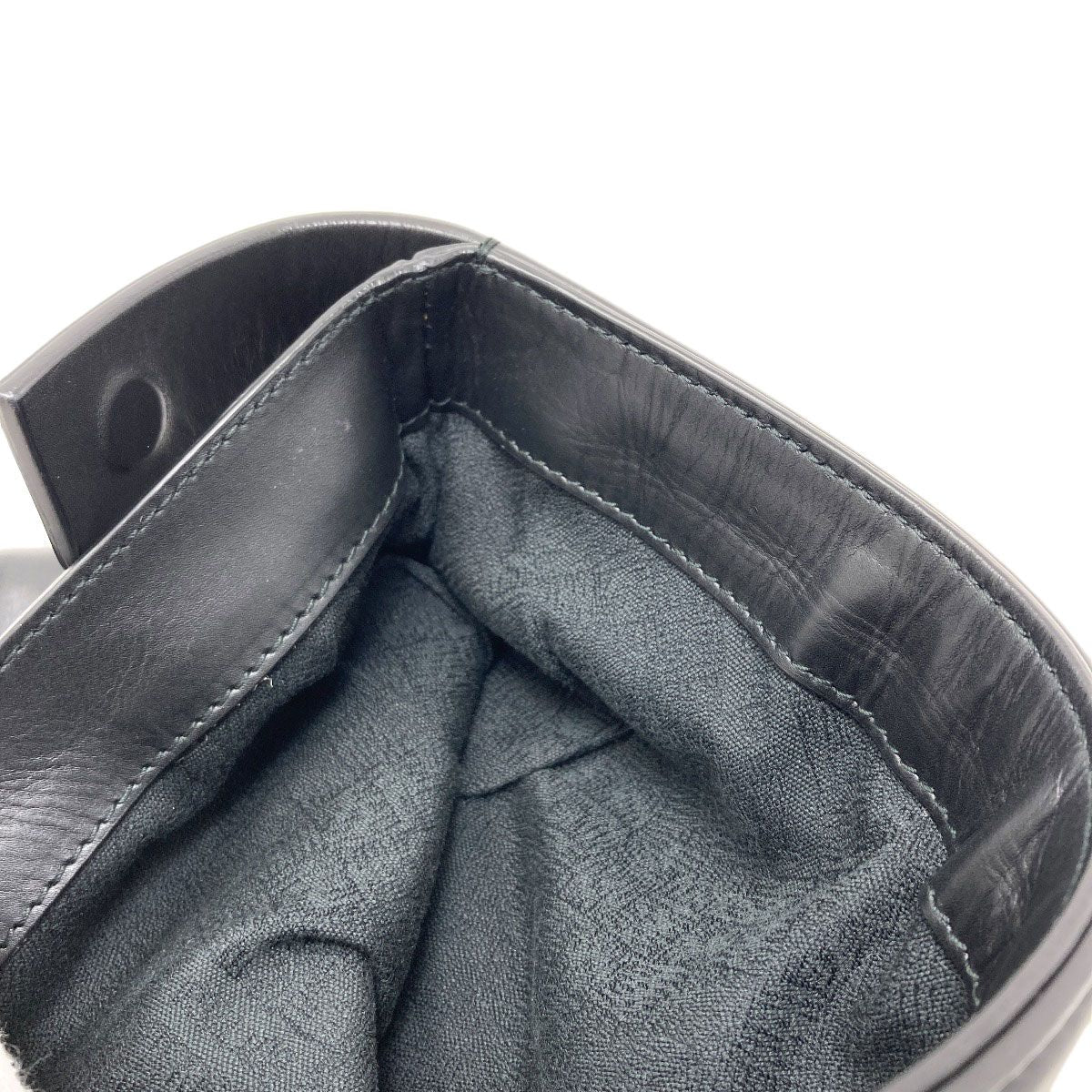 Bottega Veneta Logo Shoulder Bag Leather — view 7