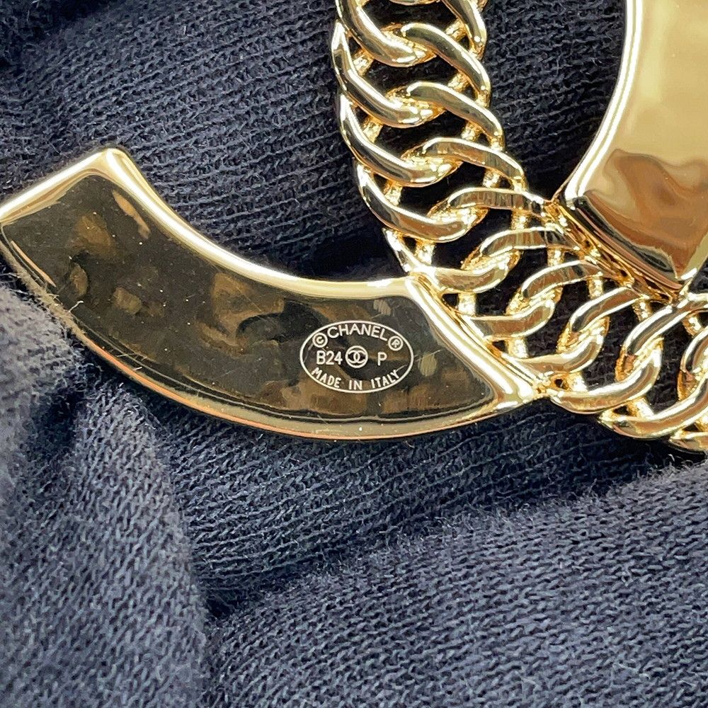 Chanel Brooch CC Logo Metal Rhinestone — view 7