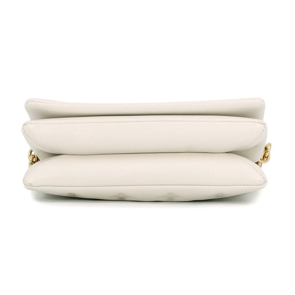 Louis Vuitton Shoulder Bag Monogram Pattern Lambskin Pochette Cousin White — view 3