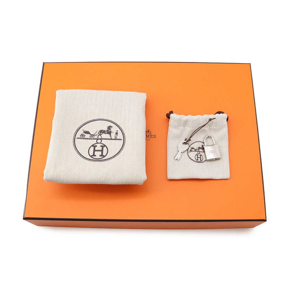 Hermes Handbag Picotin Lock PM Biscuit Silver Taurillon Clemence Tote — view 7