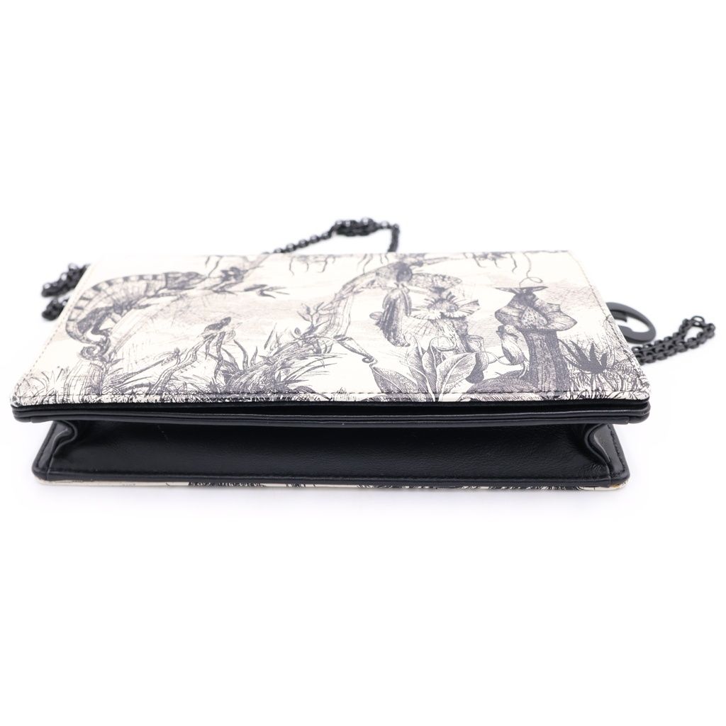 Dior ludoju Chain Wallet Shoulder Bag White Black Leather — view 4