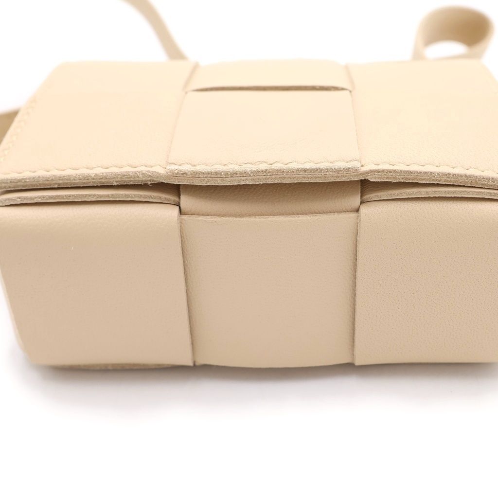 Bottega Veneta Cassette Mini Shoulder Bag Beige Leather — view 4