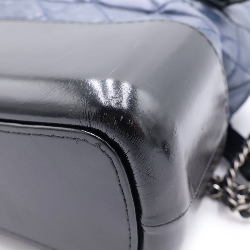 Chanel Ludo Quilted Chain Shoulder Bag Navy Black — view 5