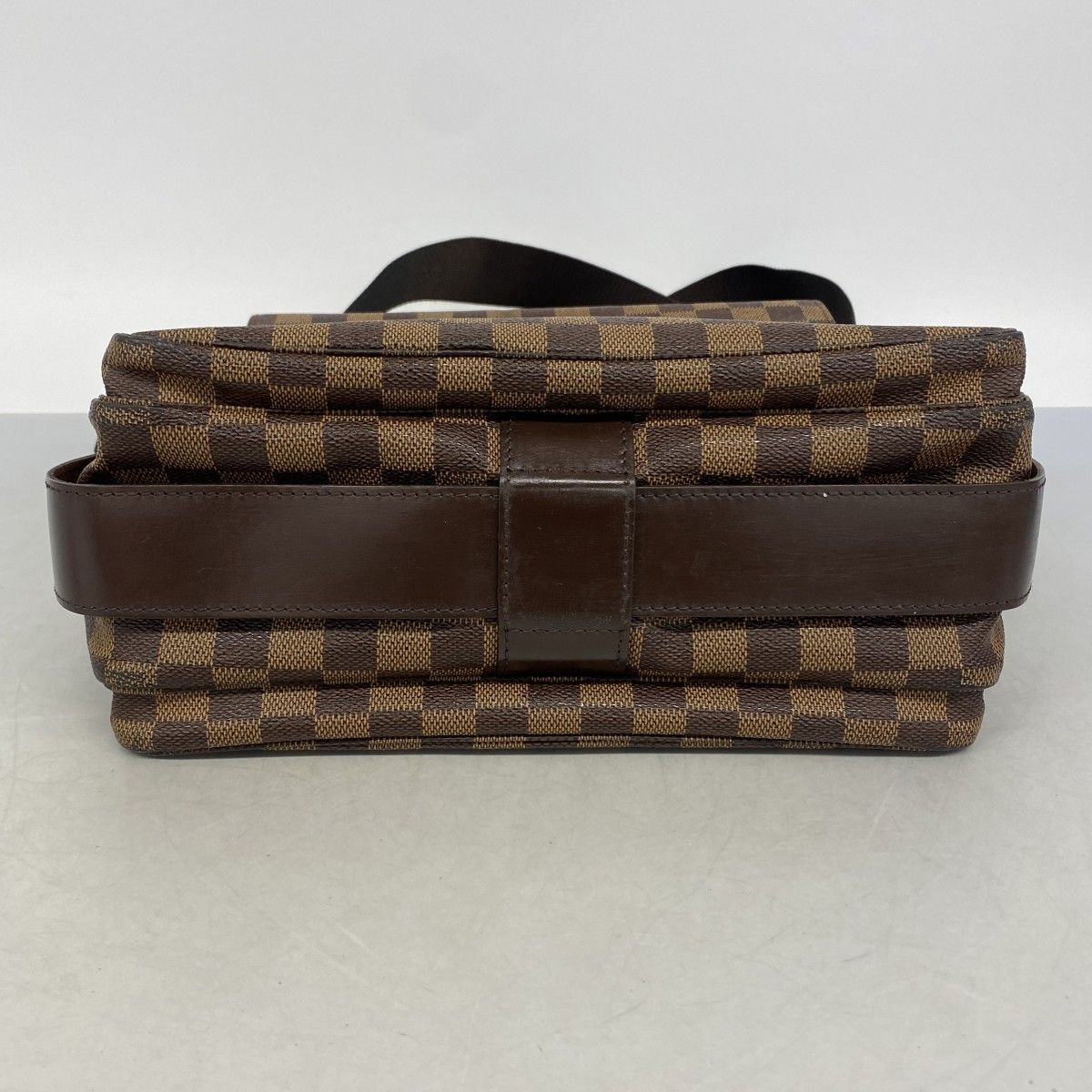 Louis Vuitton Shoulder Bag Damier Naviglio Ebene — view 3