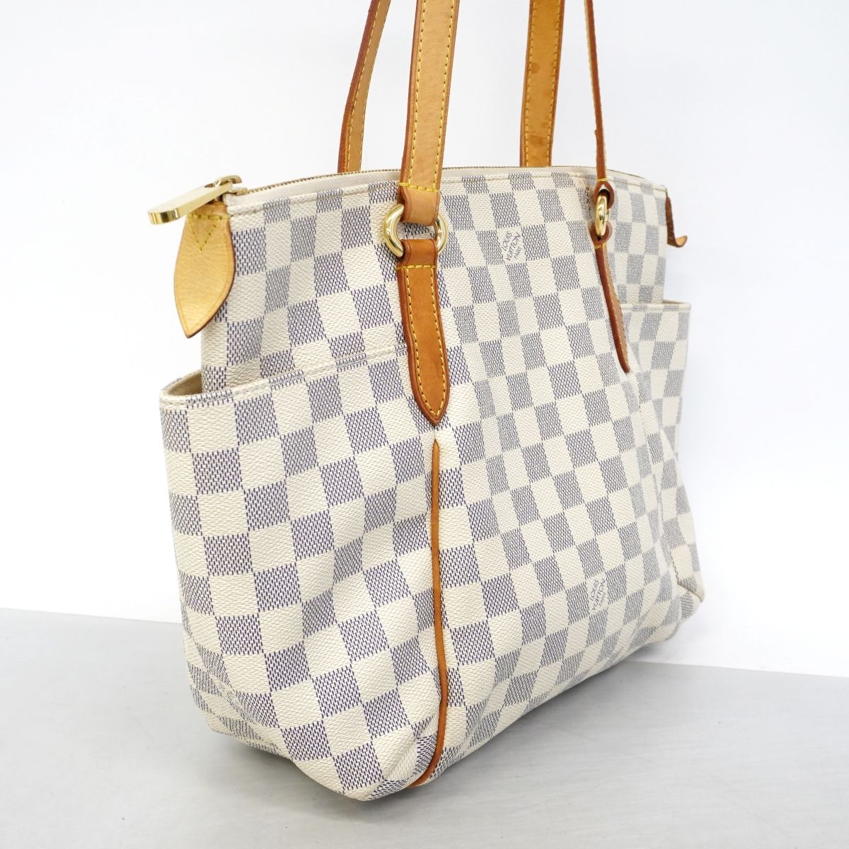Louis Vuitton Tote Damier Azur Totally PM White — view 2
