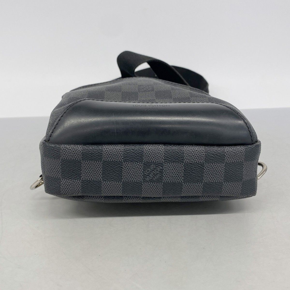 Louis Vuitton Belt Bag Damier Graphite Avenue Black — view 3