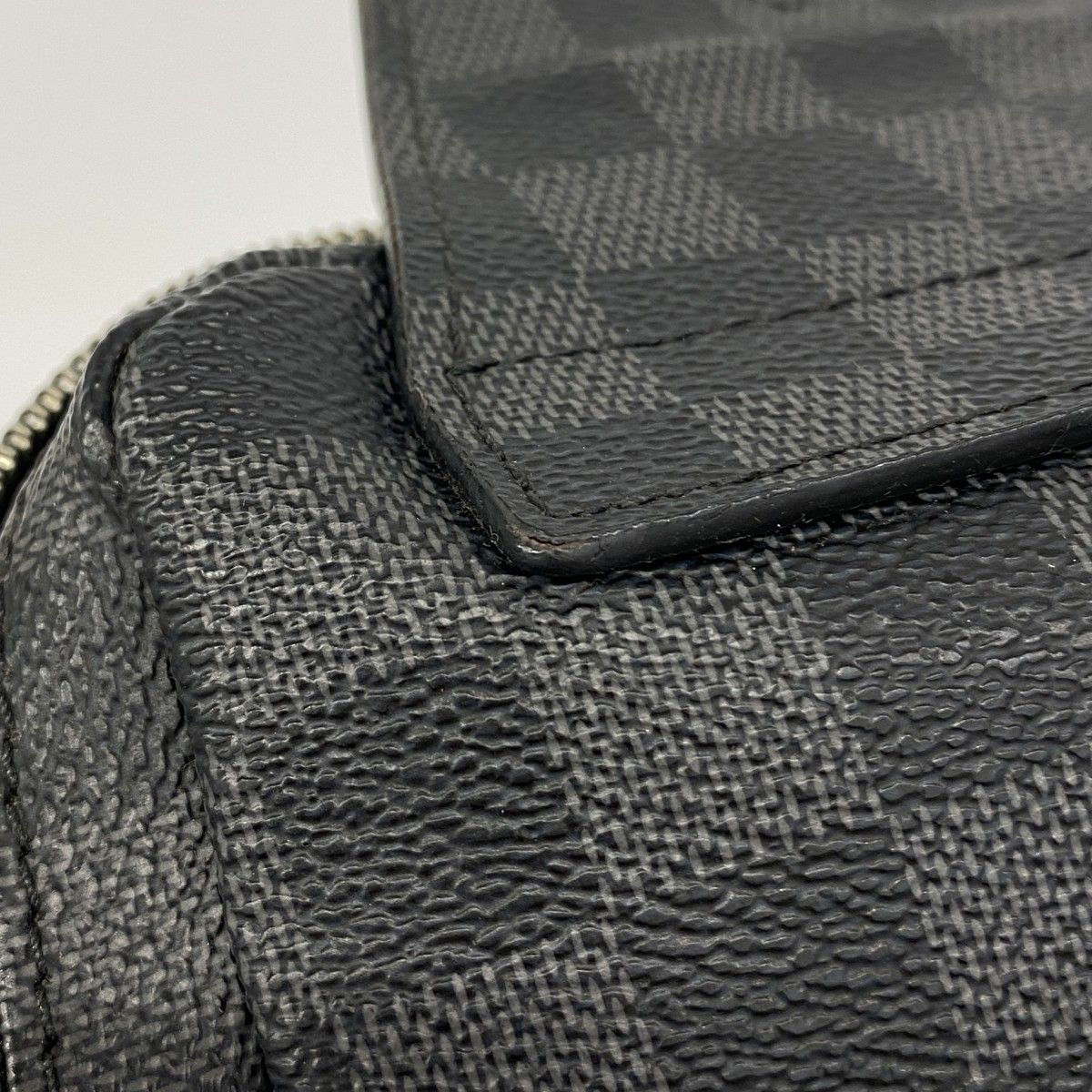 Louis Vuitton Belt Bag Damier Graphite Avenue Black — view 8