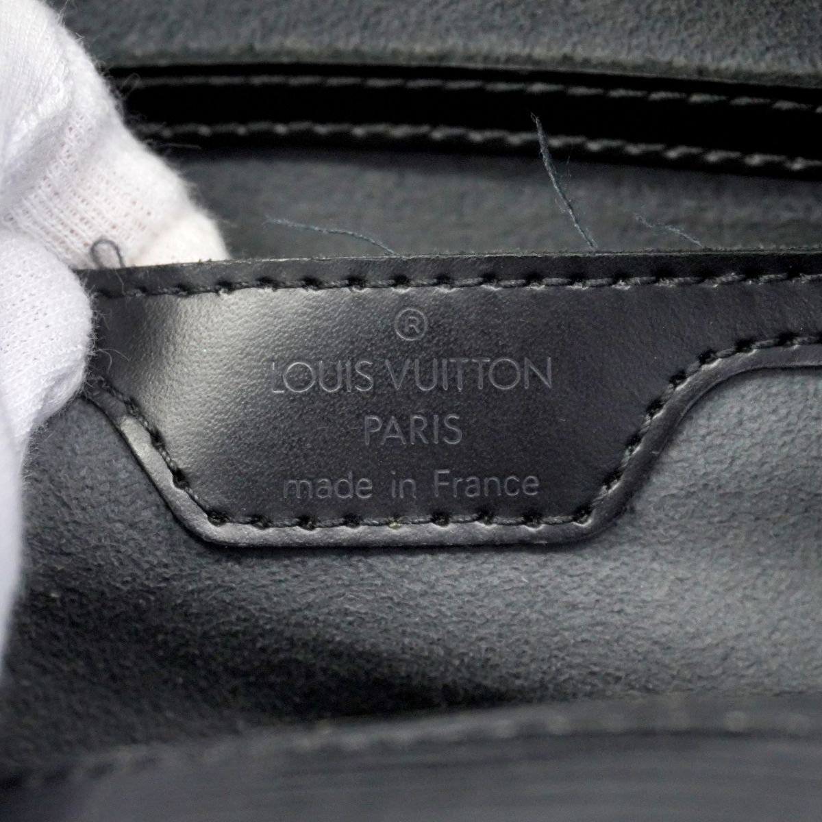 Louis Vuitton Handbag Epi Soufflot Noir — view 5