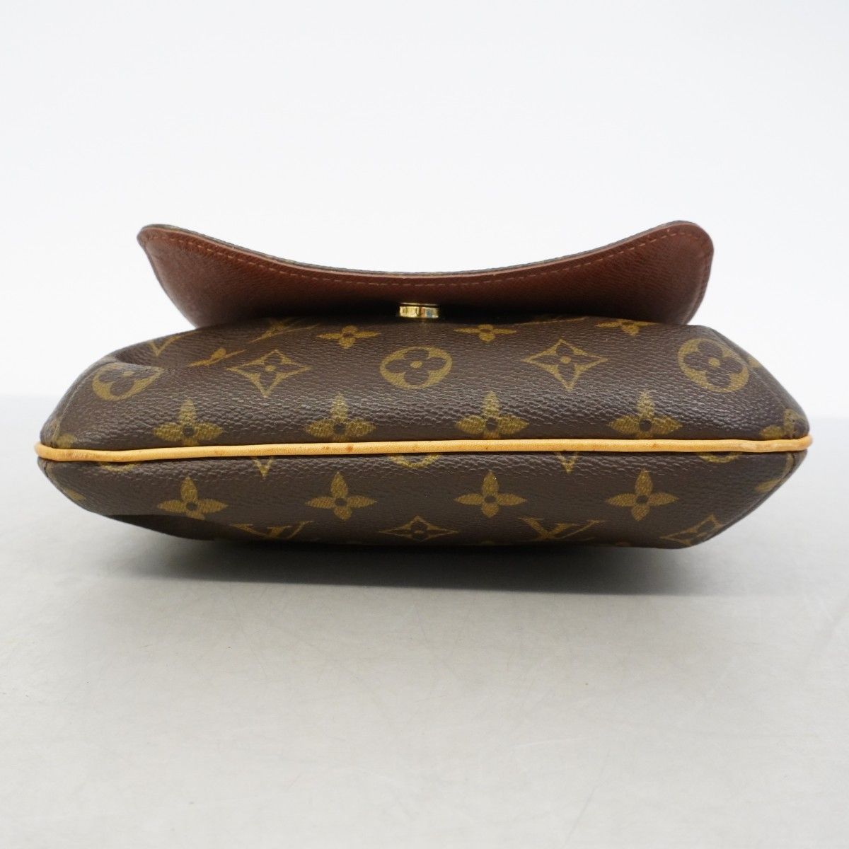 Louis Vuitton Shoulder Bag Monogram Musette Salsa Short Strap Brown — view 3